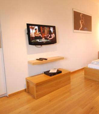 Apartment4You - Solidarnosci Warsaw Exterior photo